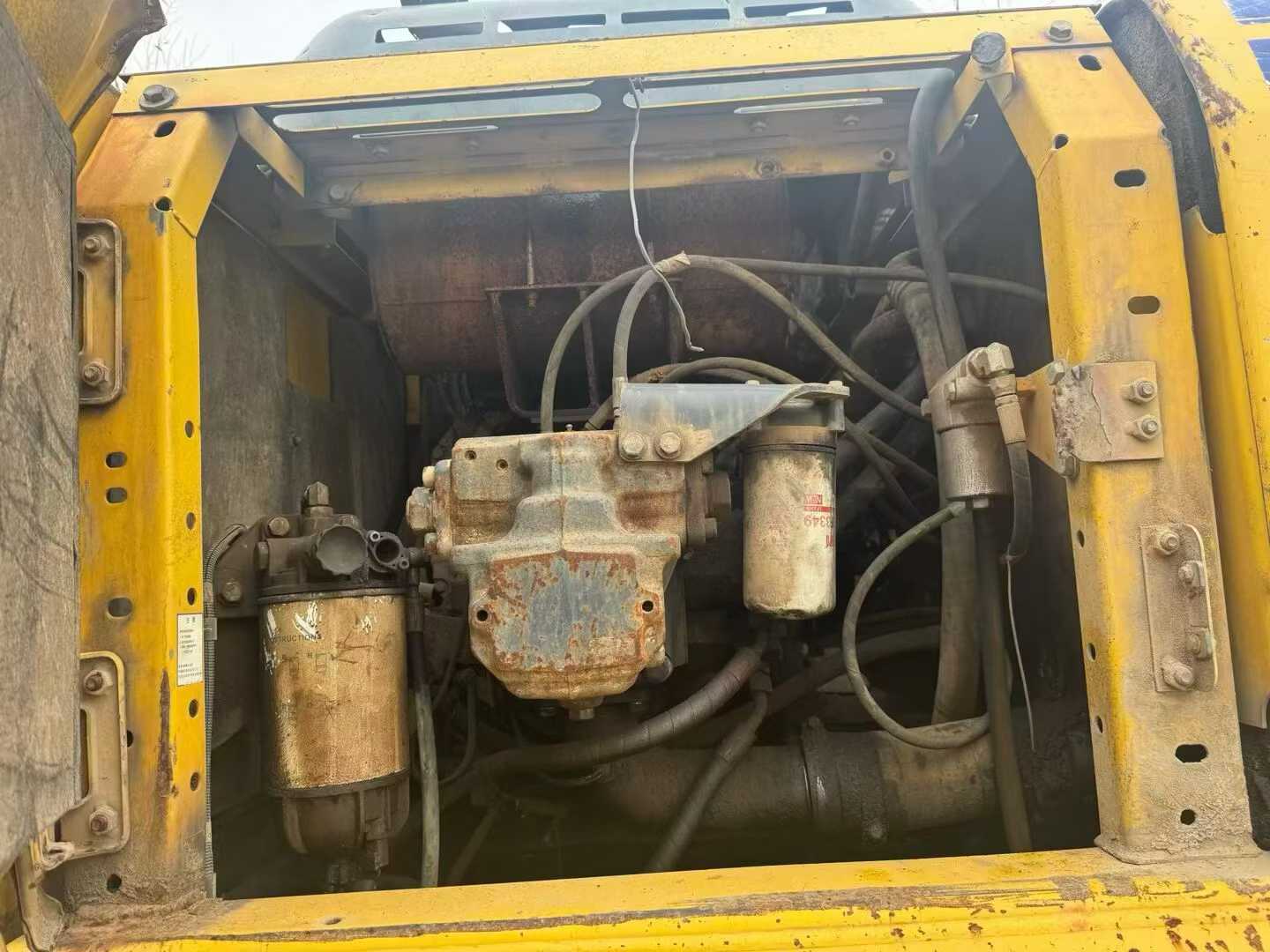 Used Komatsu PC240LC-8 Excavator 2015 Model / 5