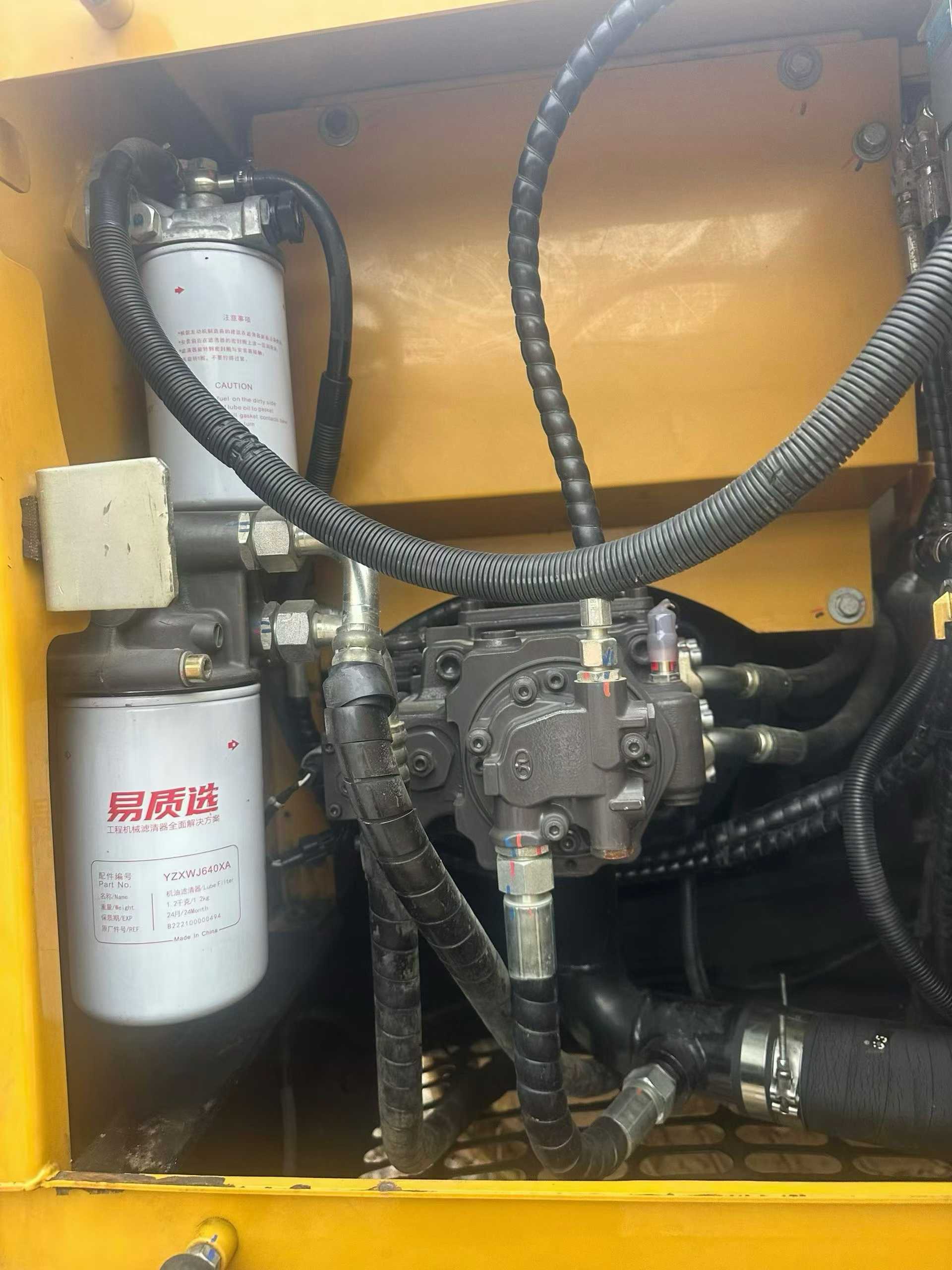 Used Sany SY125H Excavator 2019 Model / 4