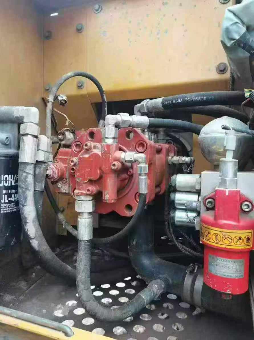 Used XCMG XE135GA Excavator 2016 Model / 3