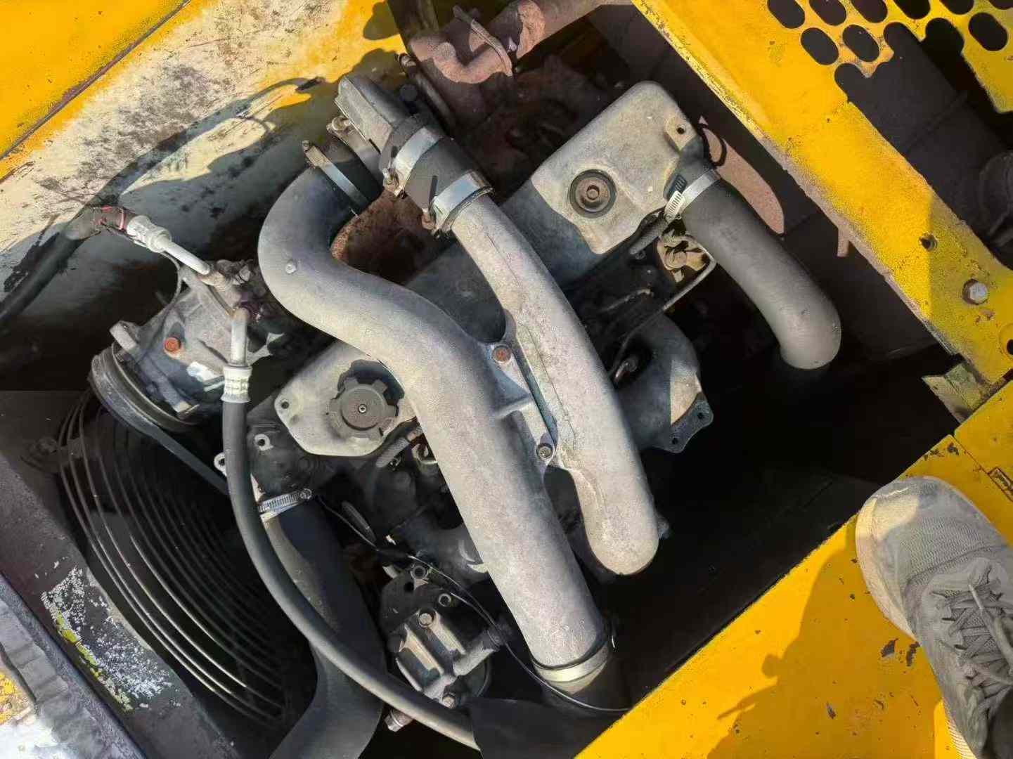 Used Kato HD510 Excavator 2016 Model / 3