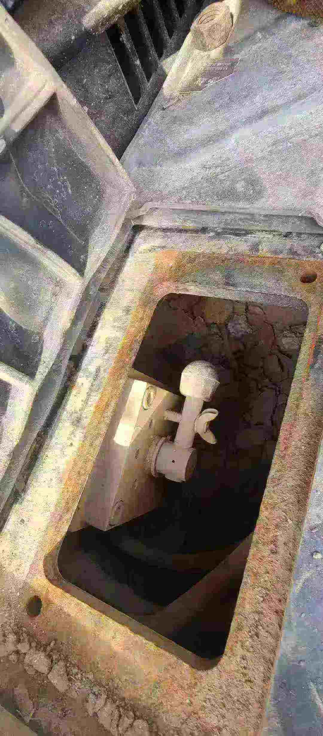 Used Caterpillar 320E Excavator 2016 Model / 9