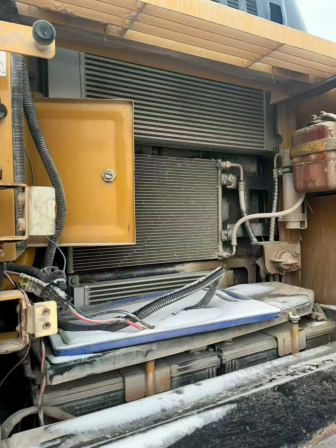 Used Sany SY245H Excavator 2016 Model / 8