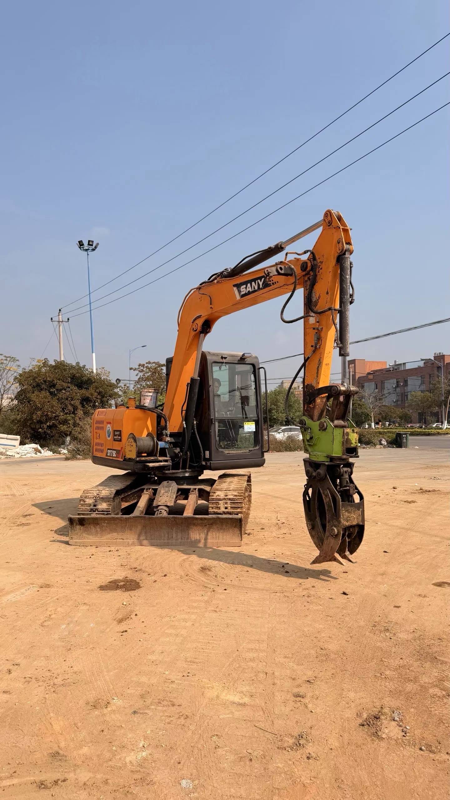 Used Sany SY75 Excavator 2014 Model / 4
