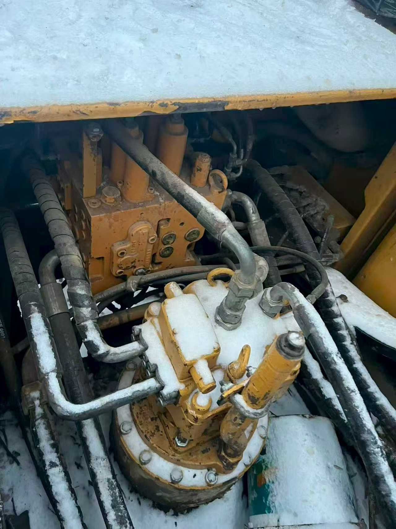 Used Sany SY245H Excavator 2016 Model / 7