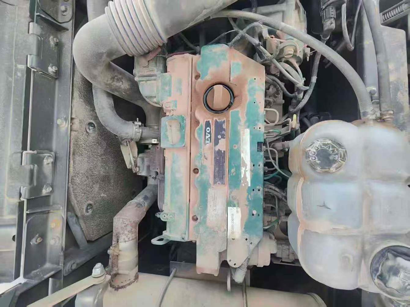 Used Volvo EC200 Excavator 2016 Model / 4