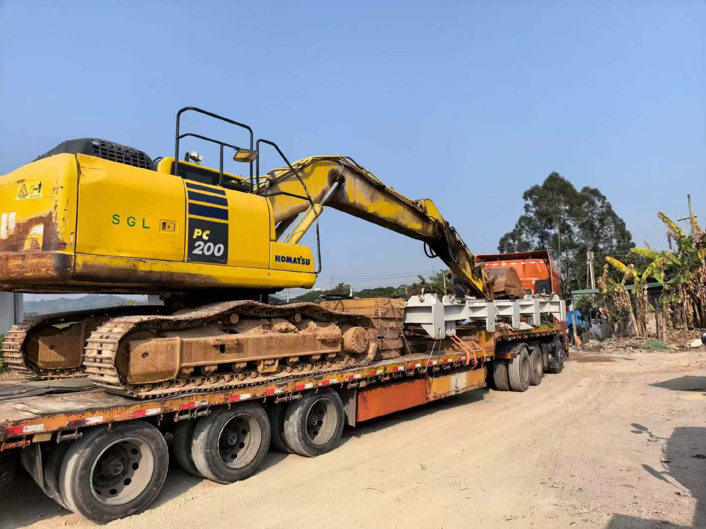 Used Komatsu PC200-10 Excavator 2016 Model / 4