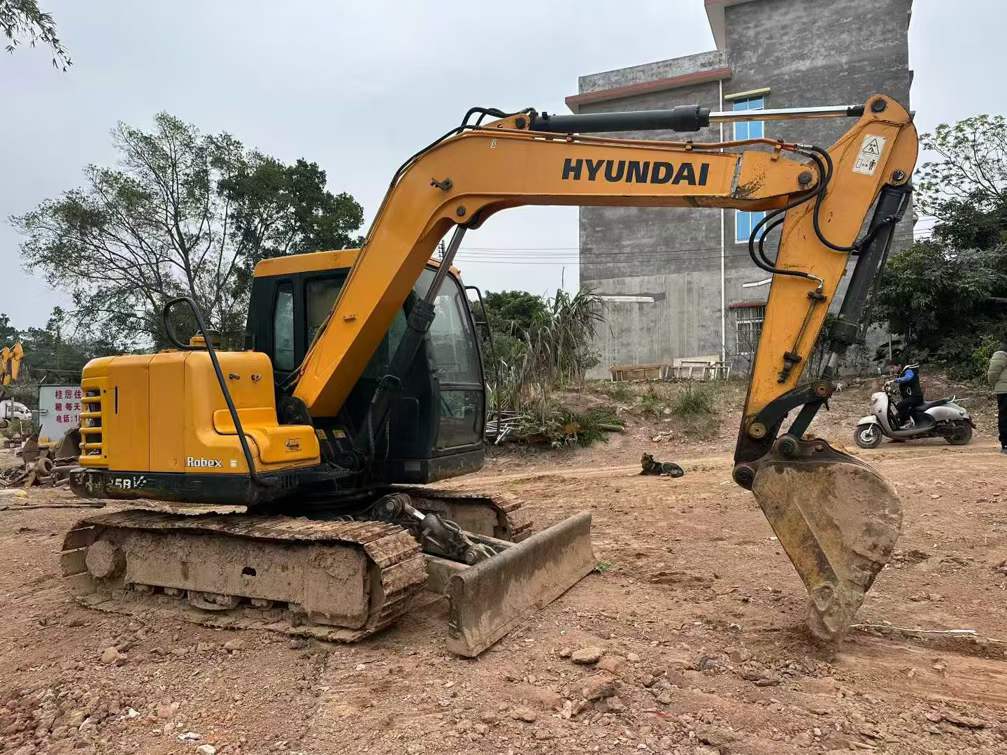 Used Hyundai HX75 Excavator 2018 Model / 3