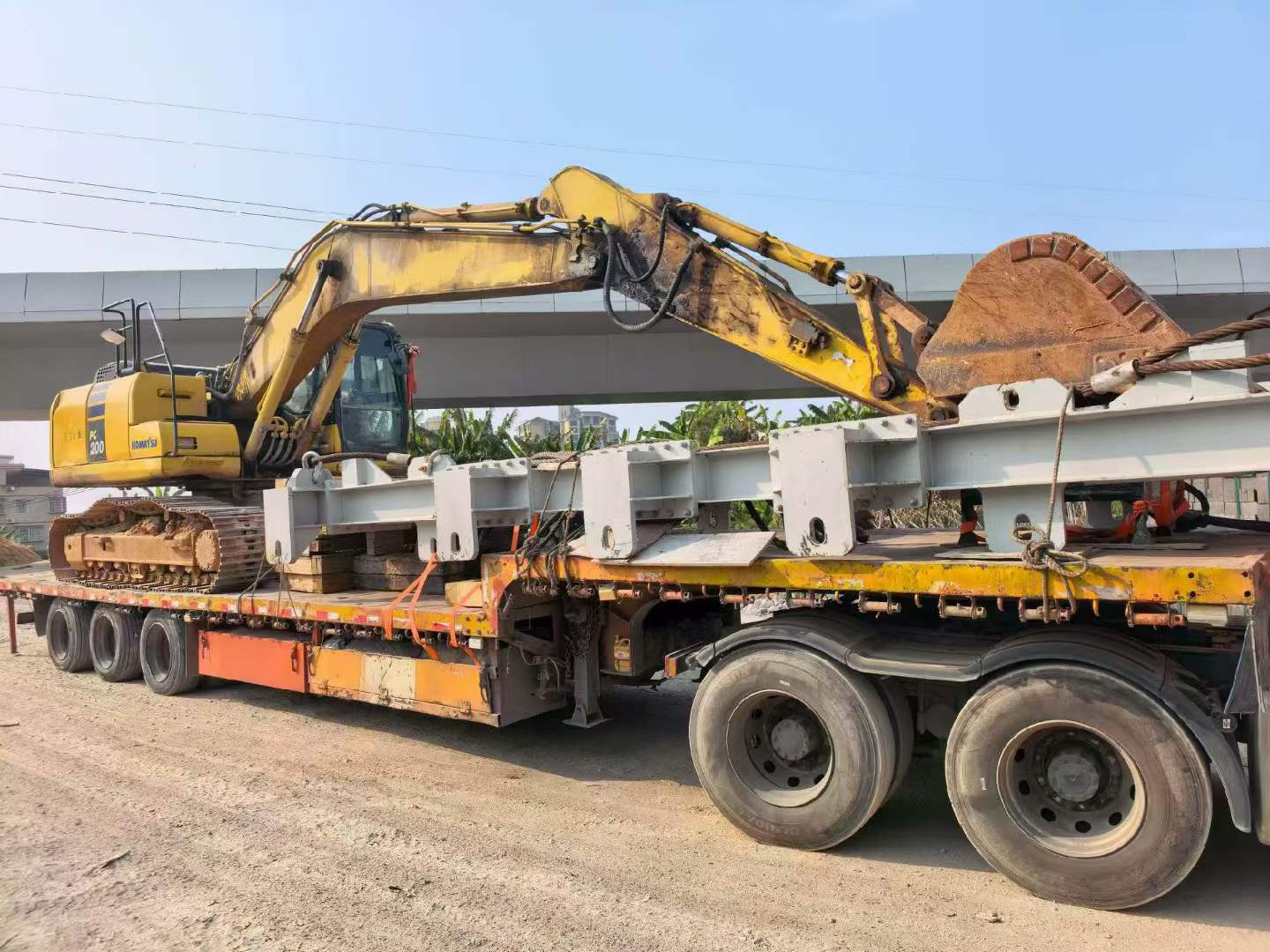 Used Komatsu PC200-10 Excavator 2016 Model / 3