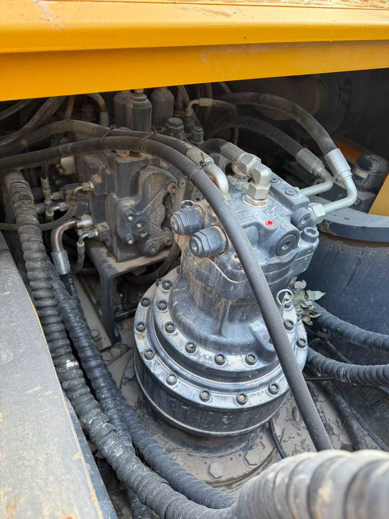 Used XCMG XE370 Excavator 2022 Model / 3