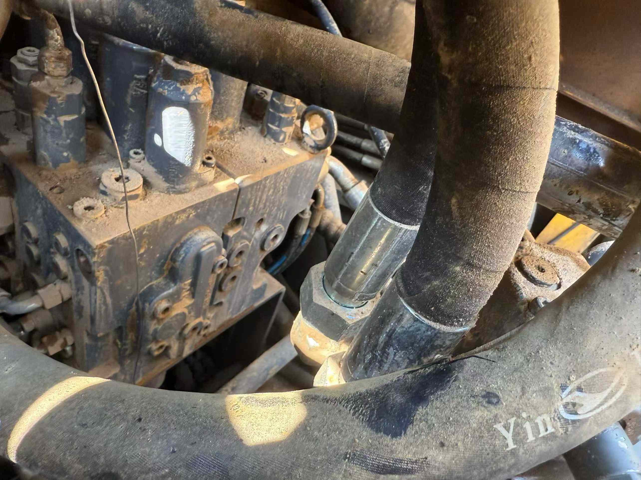 Used XCMG LW200 Excavator 2018 Model / 8