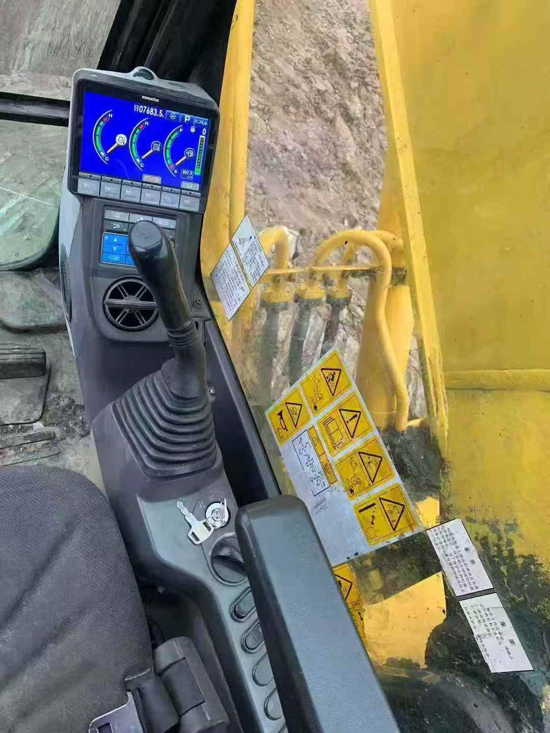 Used Komatsu PC200-8 Excavator 2020 Model / 2