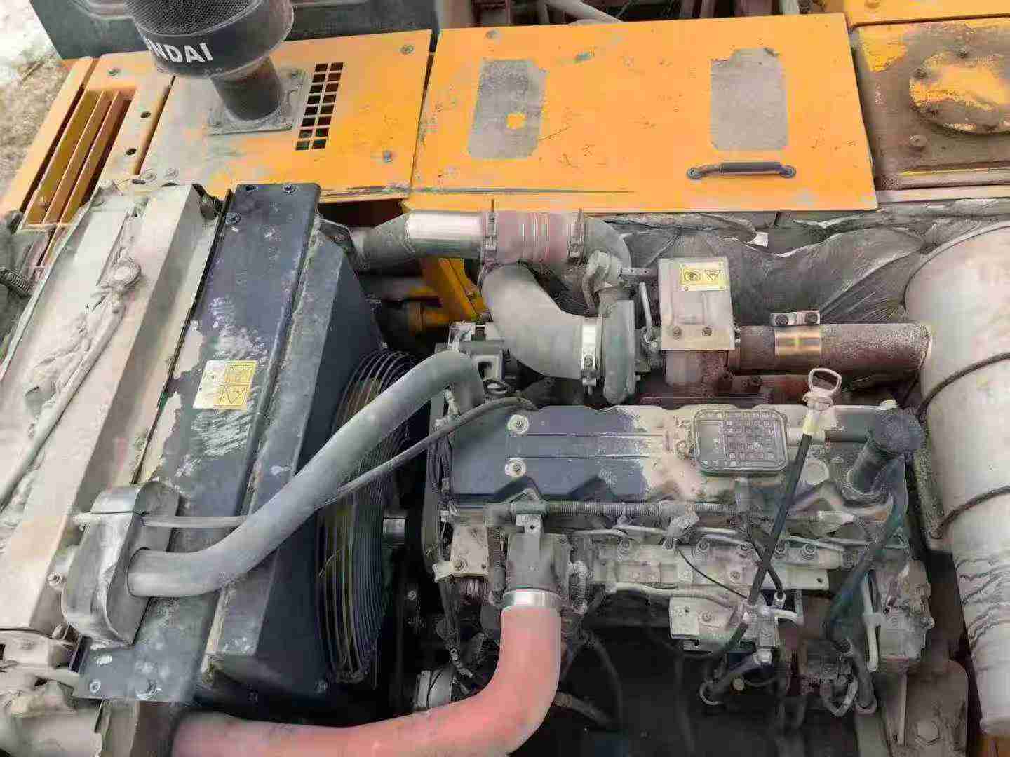 Used Hyundai R215VS Excavator 2017 Model / 2