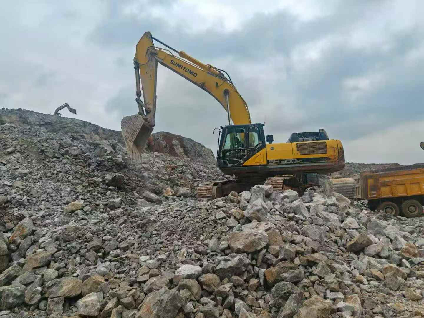 Used Sumitomo SH60 Excavator 2019 Model / 3