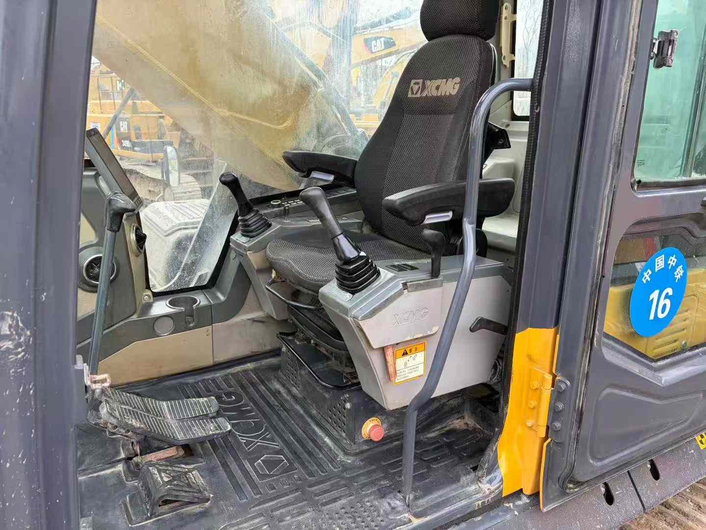 Used XCMG XE370DK Excavator 2022 Model / 2