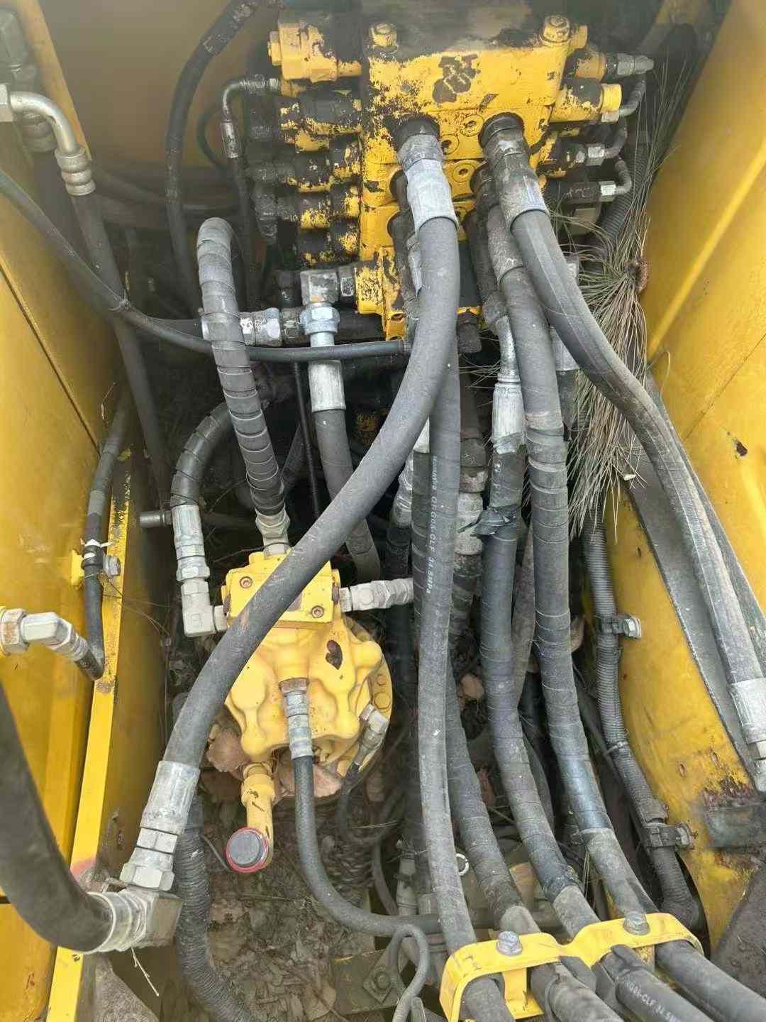 Used Komatsu PC130-8 Excavator 2018 Model / 7