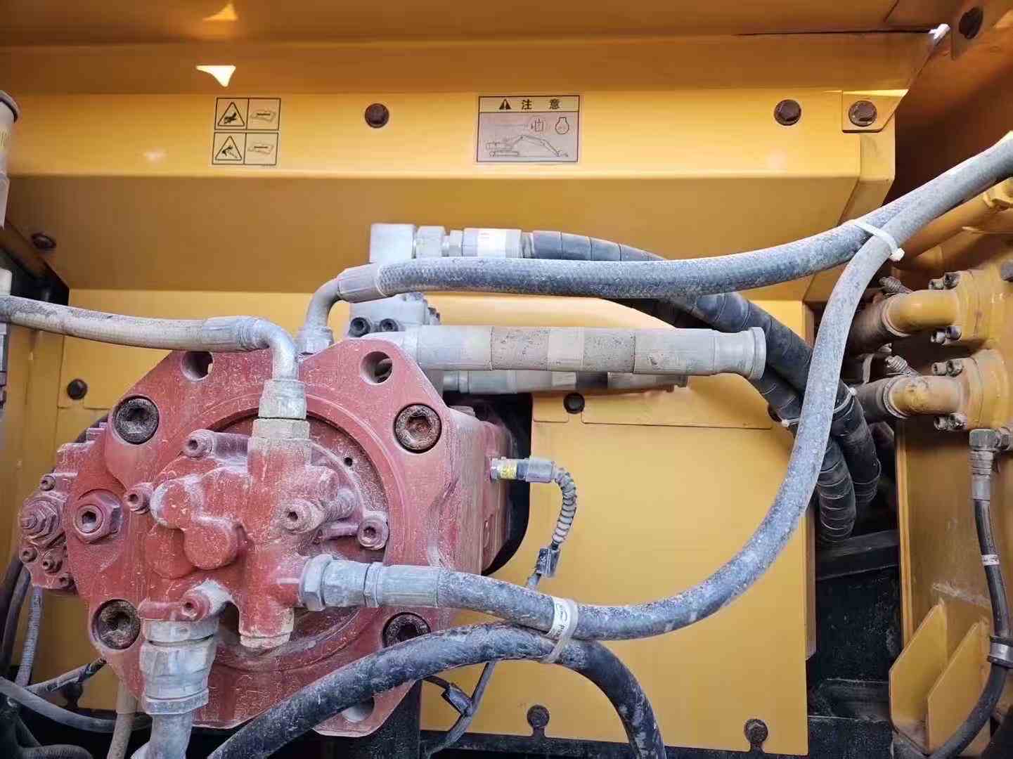 Used Hyundai 350LC-9V Excavator 2016 Model / 6