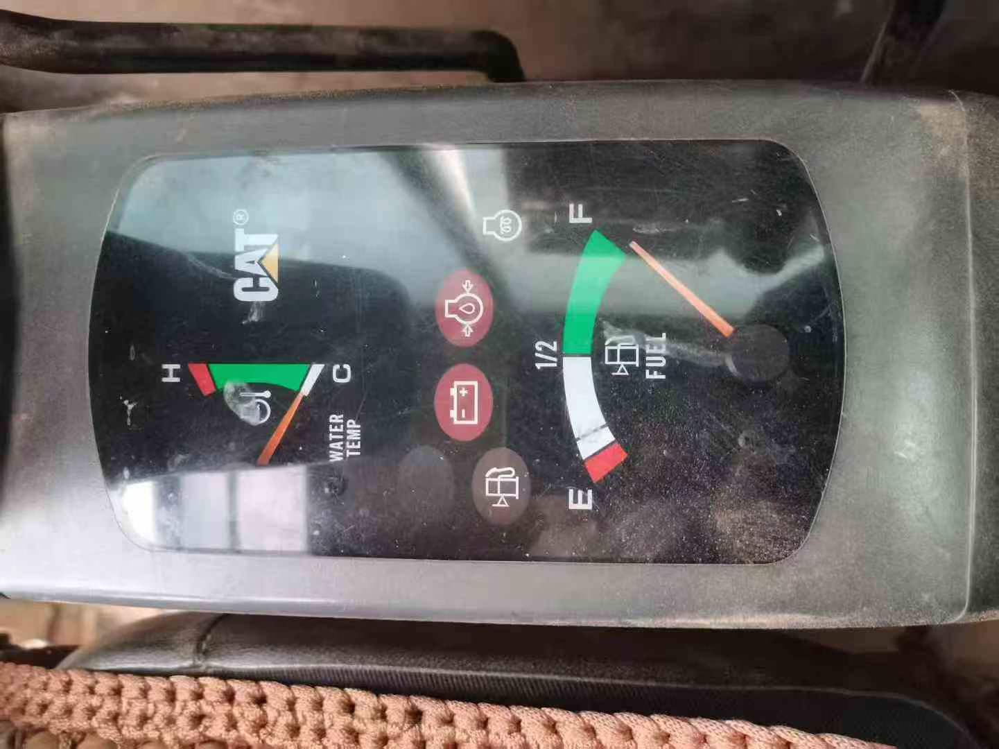 Used Caterpillar 305.5 Excavator 2014 Model / 8