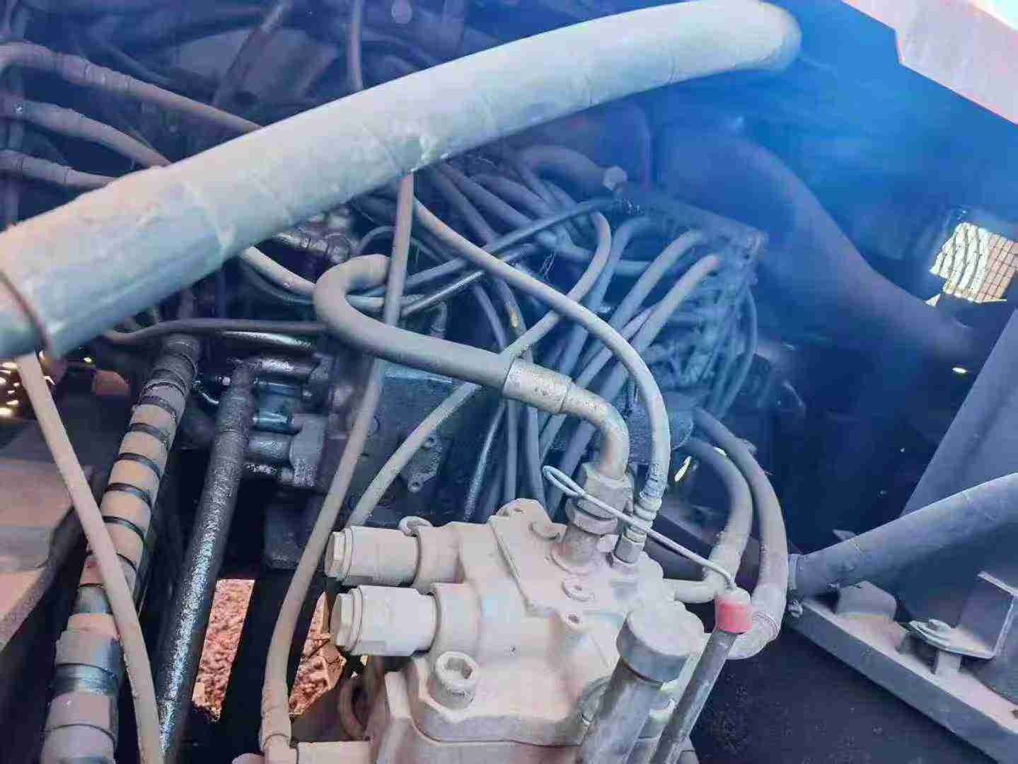 Used Hitachi ZAXIS200 Excavator 2018 Model / 4