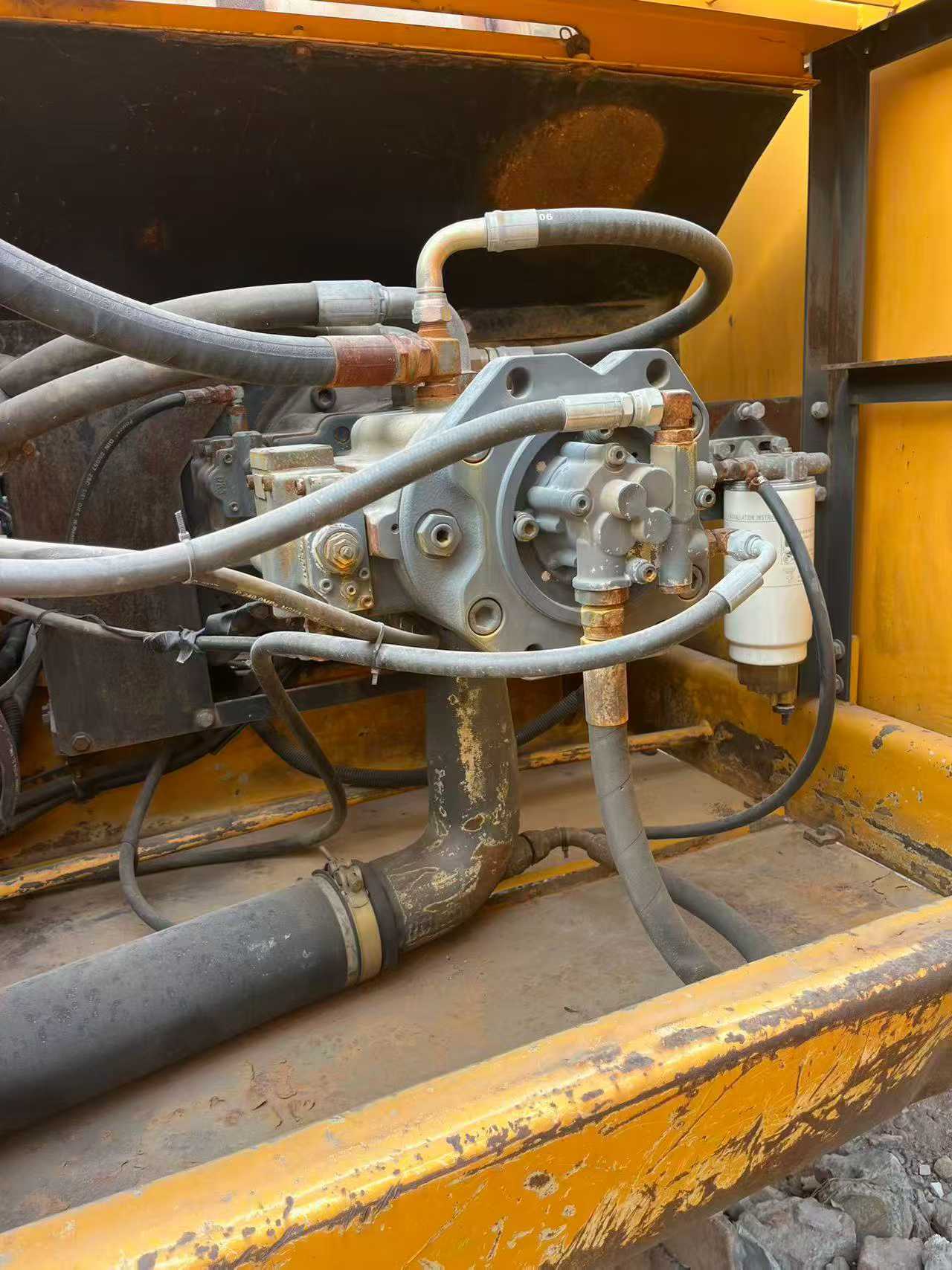 Used Kato HD1430 Excavator 2016 Model / 3