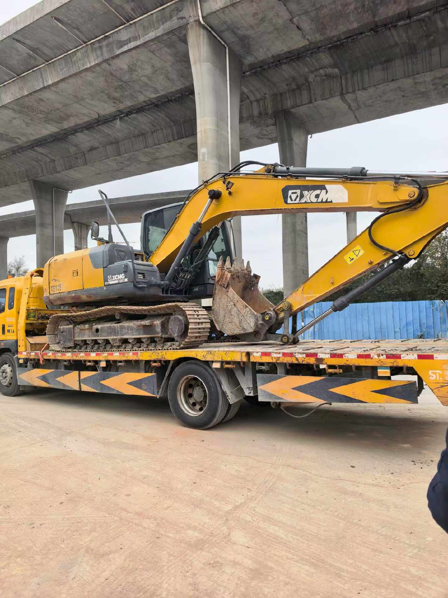 Used XCMG XE135GA Excavator 2020 Model / 3