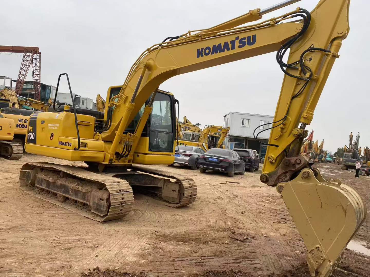 Used Komatsu PC130-8 Excavator 2016 Model / 2