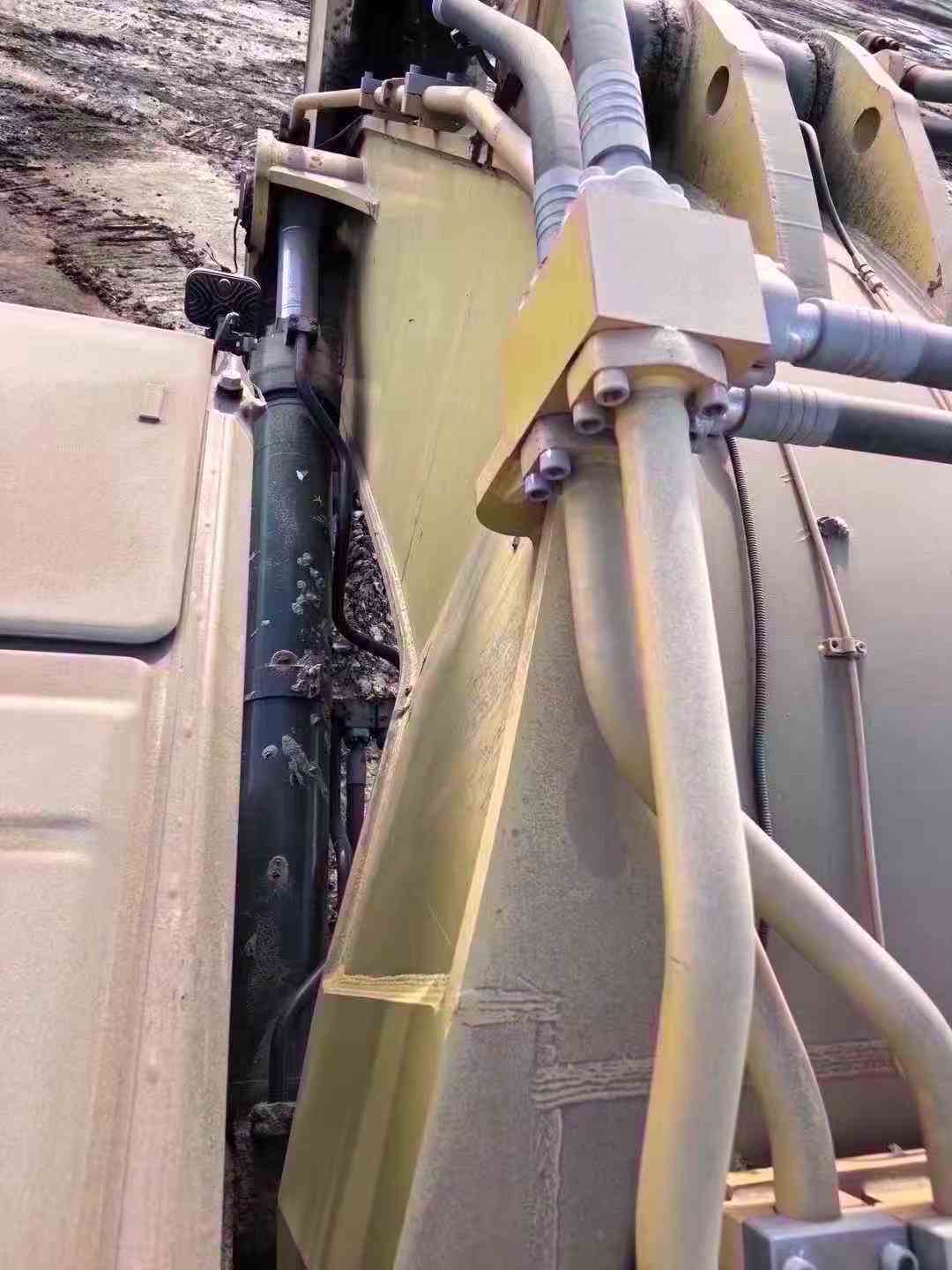 Used Caterpillar 390FLME Excavator 2016 Model / 2