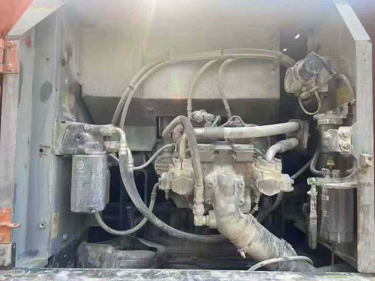 Used Hitachi EX210-5 Excavator 2015 Model / 6