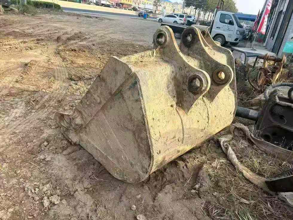 Buy Caterpillar 323 Used Excavator / 3 Used Caterpillar 323 Excavator 2016 Model / 3