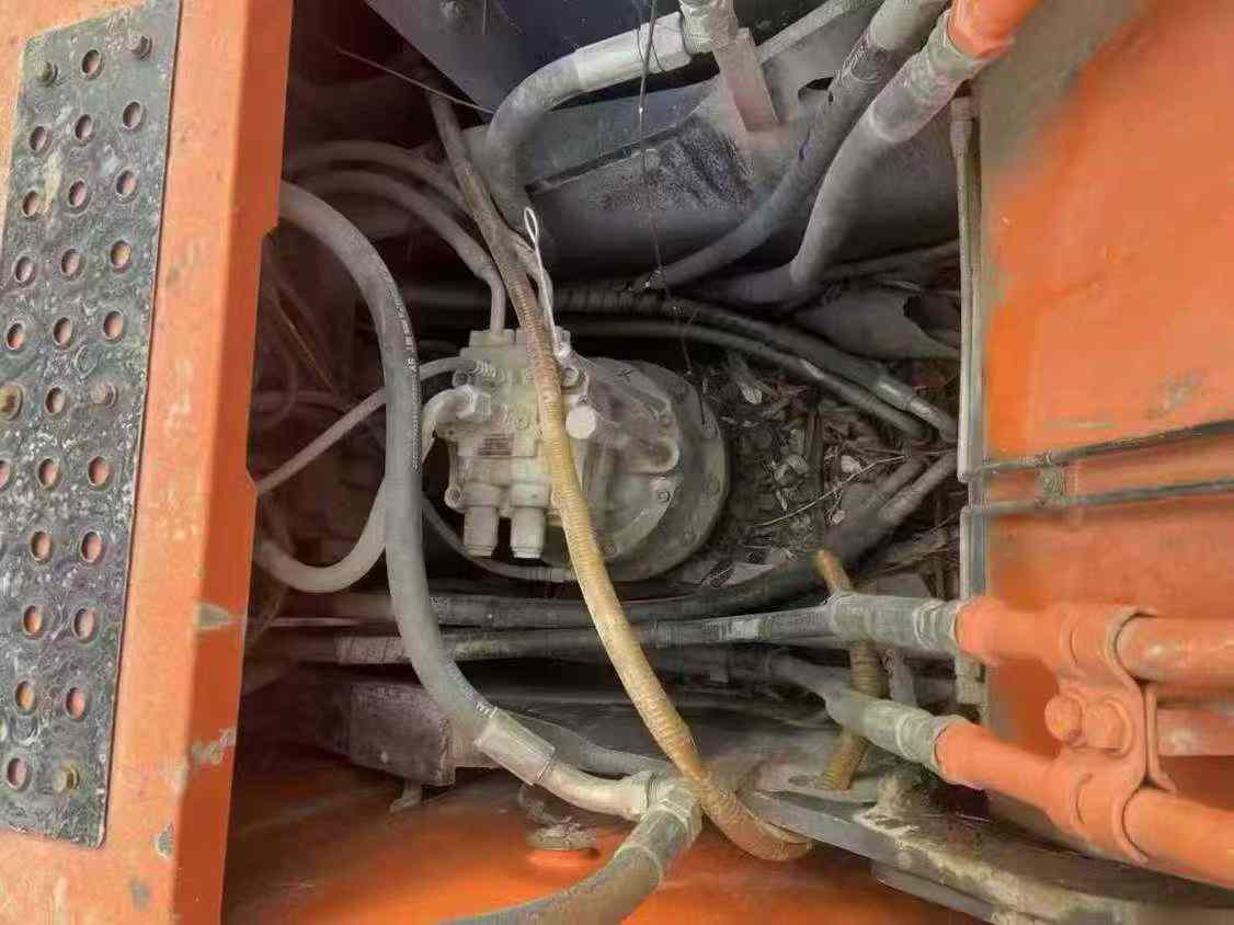 Used Hitachi EX210-5 Excavator 2015 Model / 5