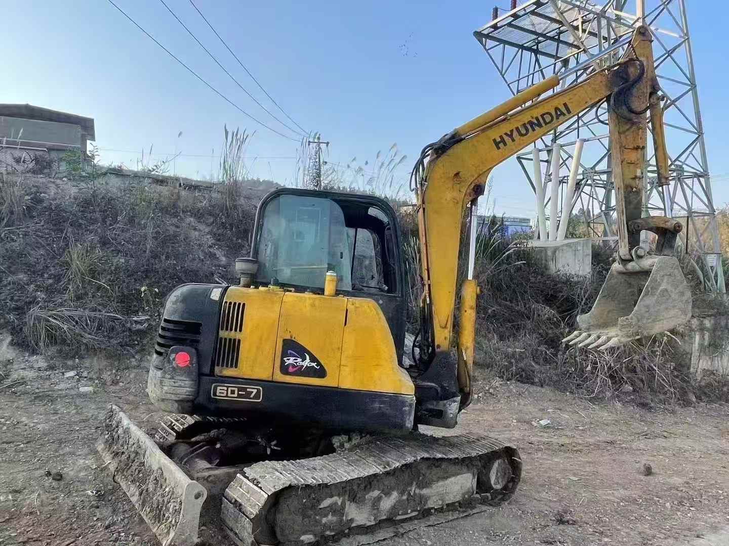 Buy Hyundai HX60 Used Excavator Buy Hyundai HX60 Used Excavator