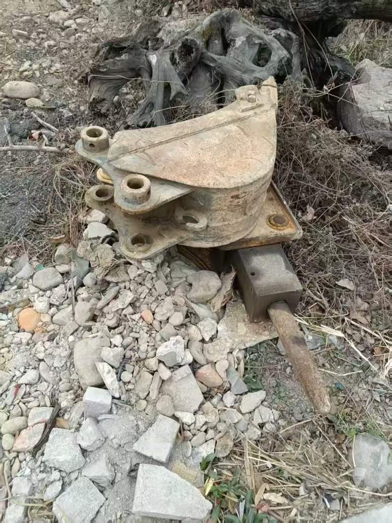 Used XCMG XE60 Excavator 2016 Model / 7