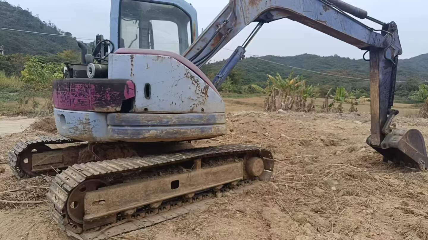 Buy Komatsu PC75 Used Excavator