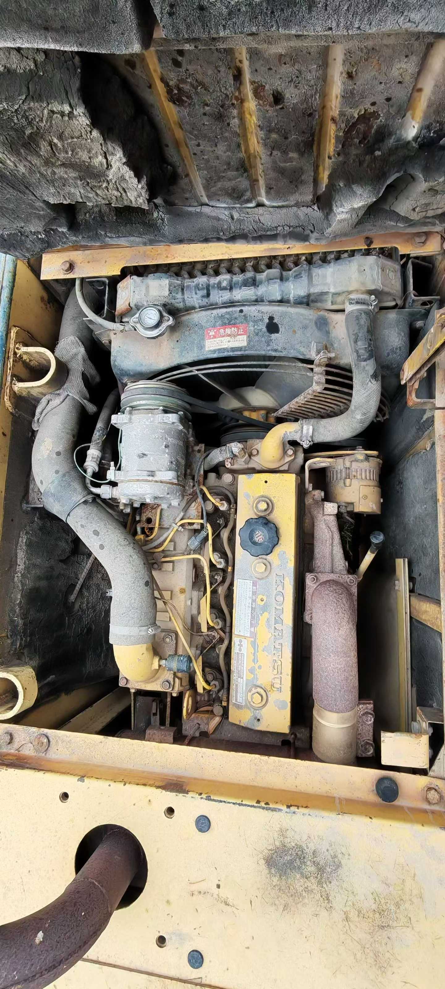 Used Komatsu PC60-6 Excavator 2016 Model / 4