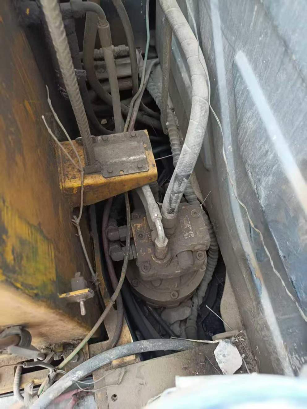 Used XCMG XE60 Excavator 2016 Model / 6