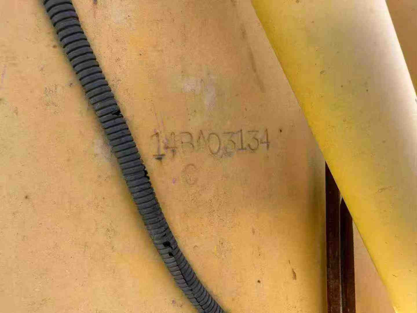 Used Komatsu PC210 Excavator 2014 Model / 9