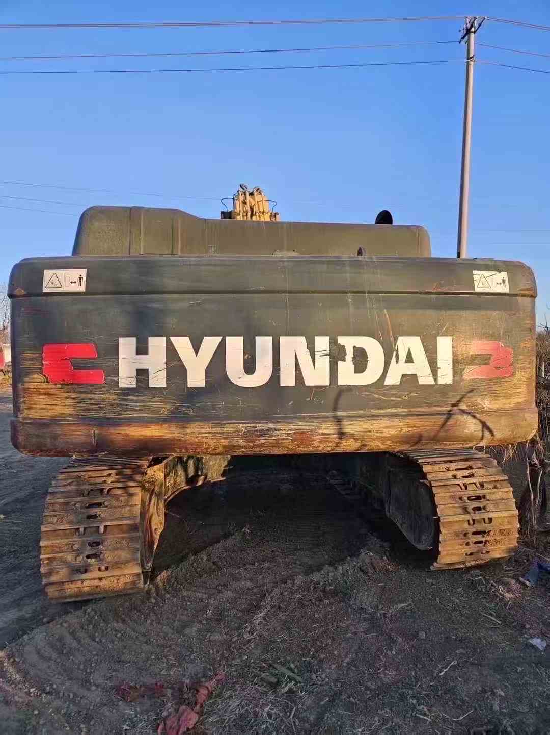 Used Hyundai 350LC-9V Excavator 2016 Model / 4