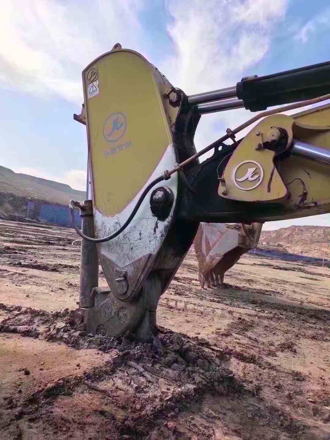 Used Caterpillar 390FLME Excavator 2016 Model / 8