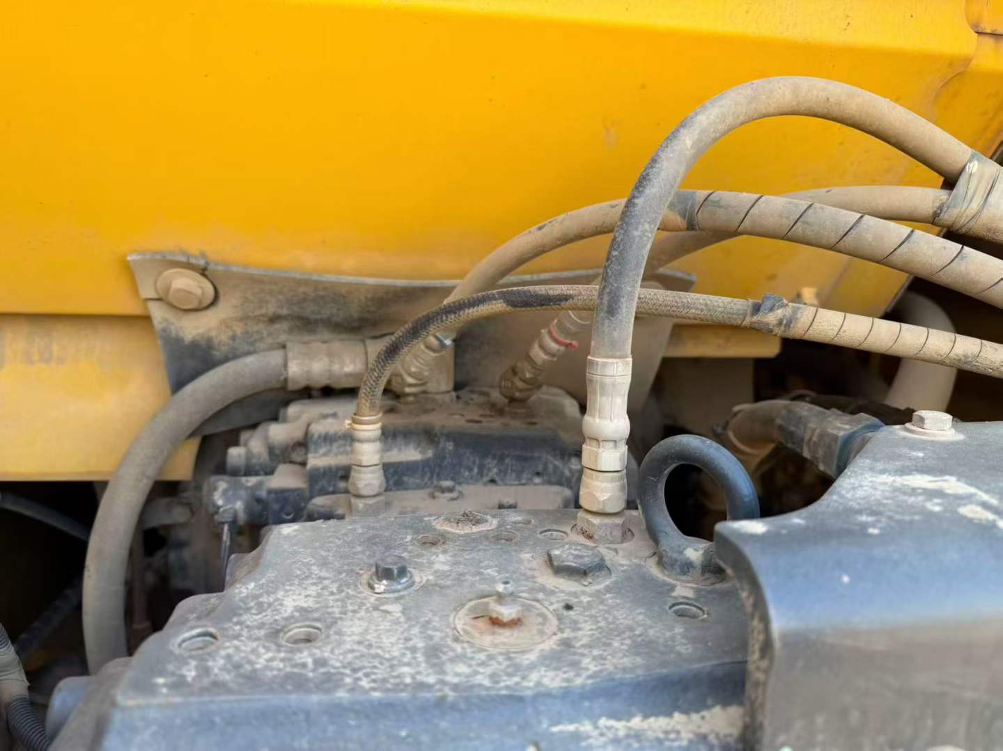 Used Komatsu PC200 Excavator 2019 Model / 7