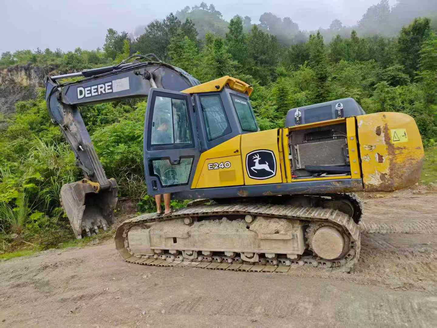 Buy JohnDeere E240 Used Excavator / 2 Used JohnDeere E240 Excavator 2017 Model / 2