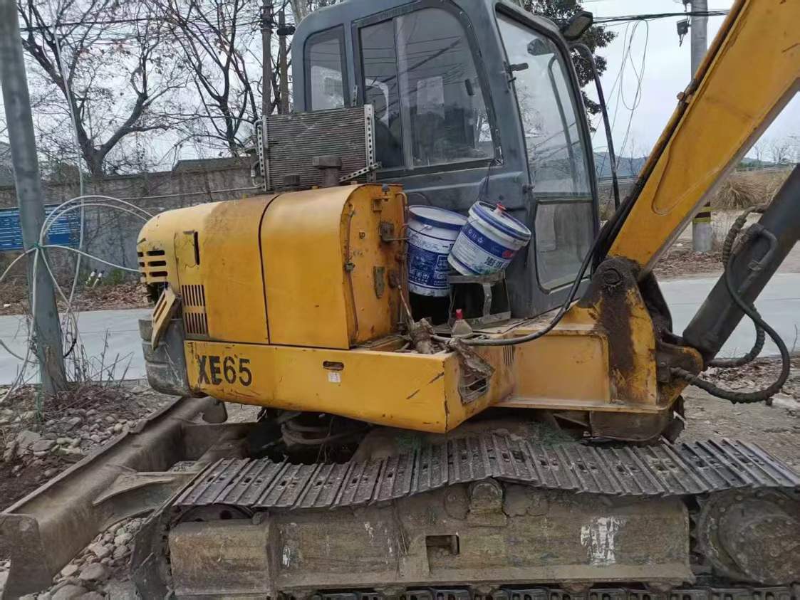 Used XCMG XE60 Excavator 2016 Model / 3