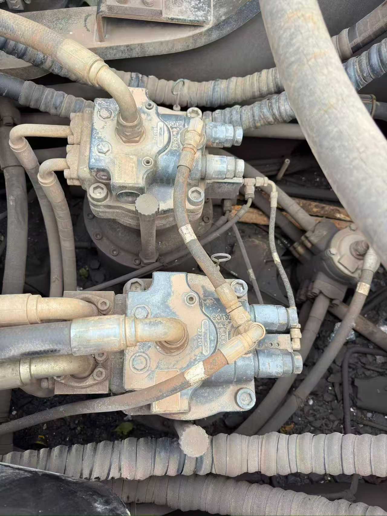 Used Doosan DX520LC Excavator 2020 Model / 3