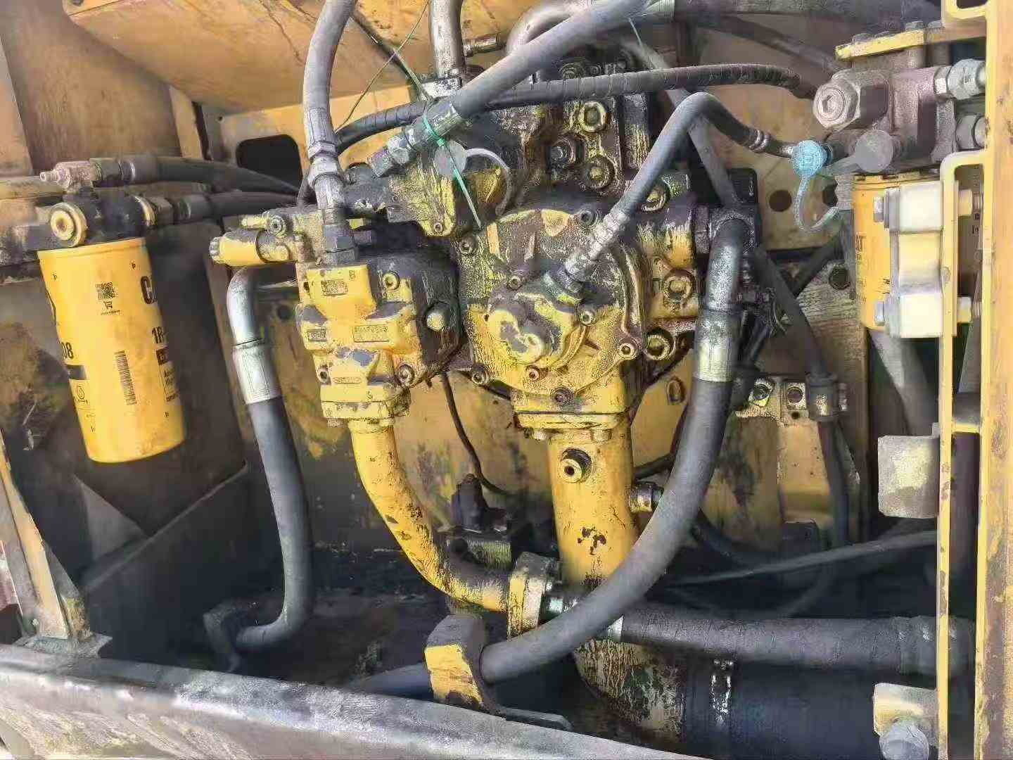 Used Caterpillar 349FL Excavator 2011 Model / 8