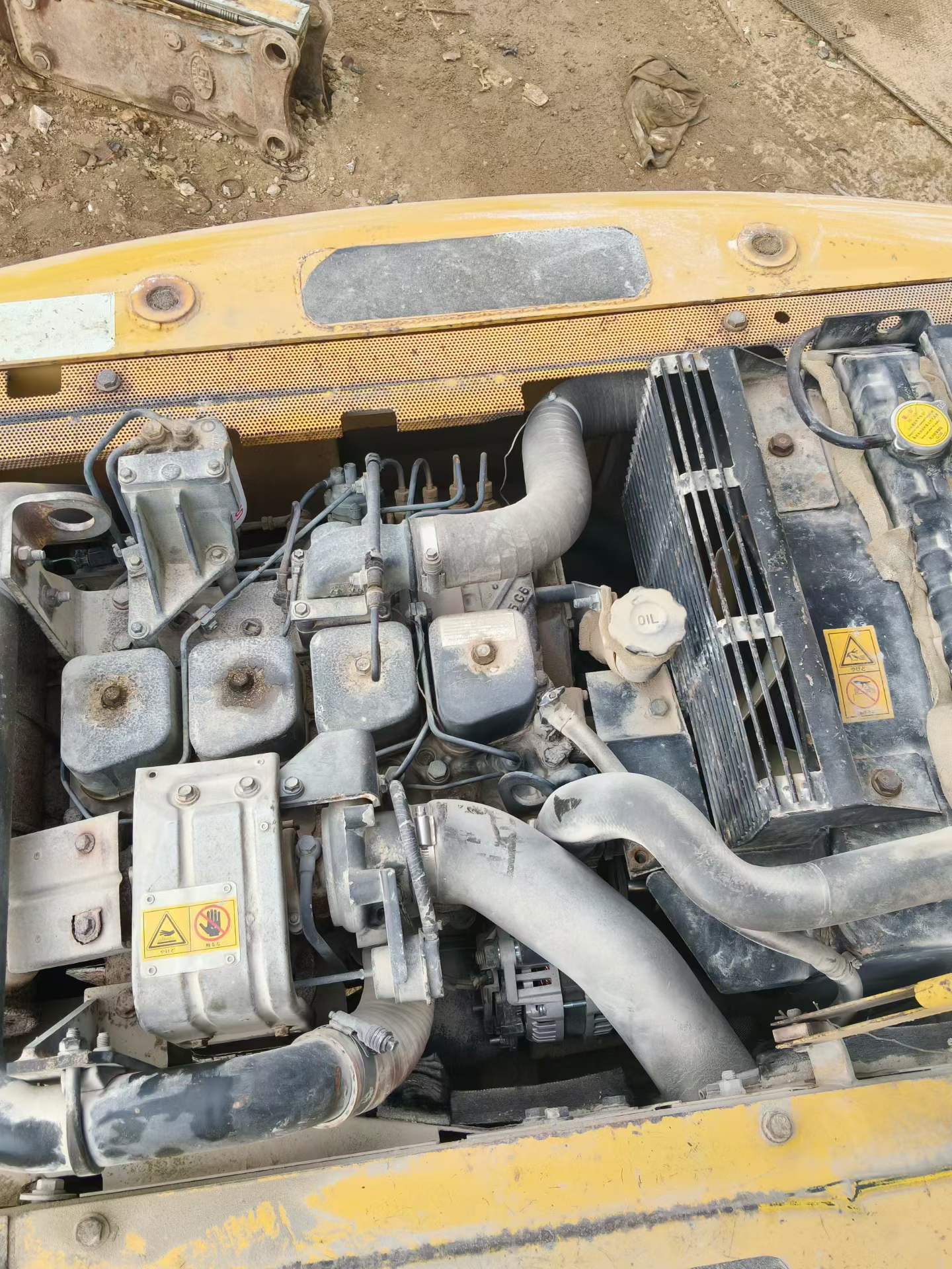 Used Komatsu PC120-6E Excavator 2016 Model / 3