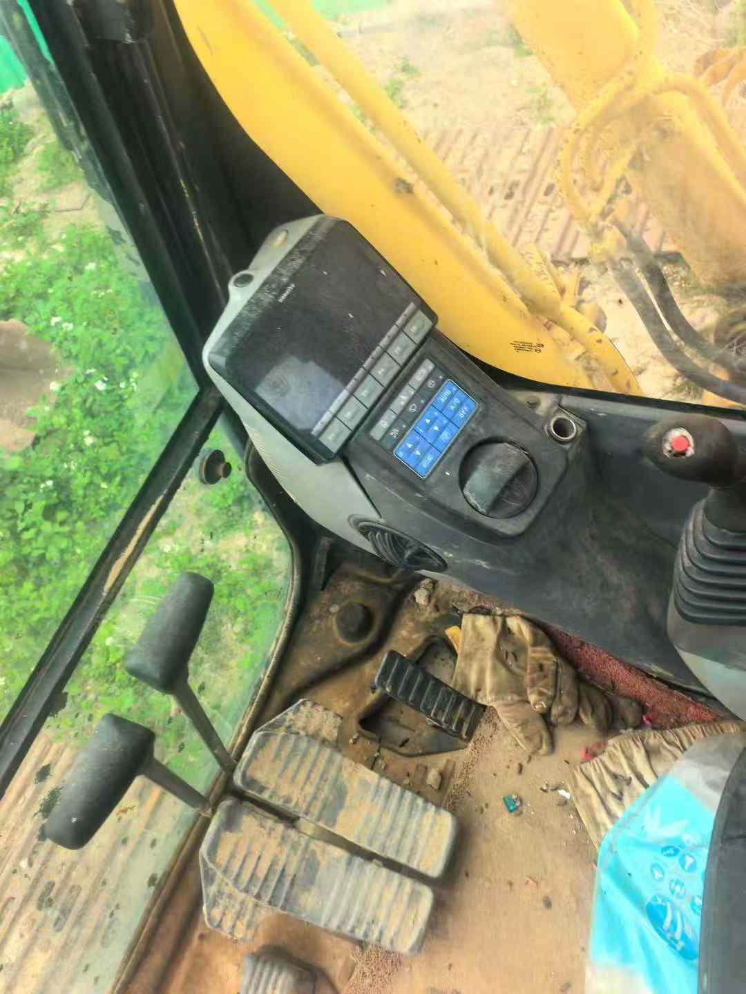 Used Komatsu PC210-8 Excavator 2016 Model / 2