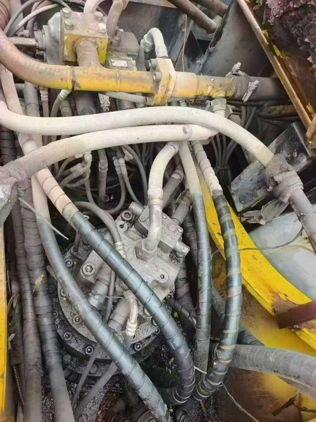 Used Kato HD1023 Excavator 2016 Model / 2