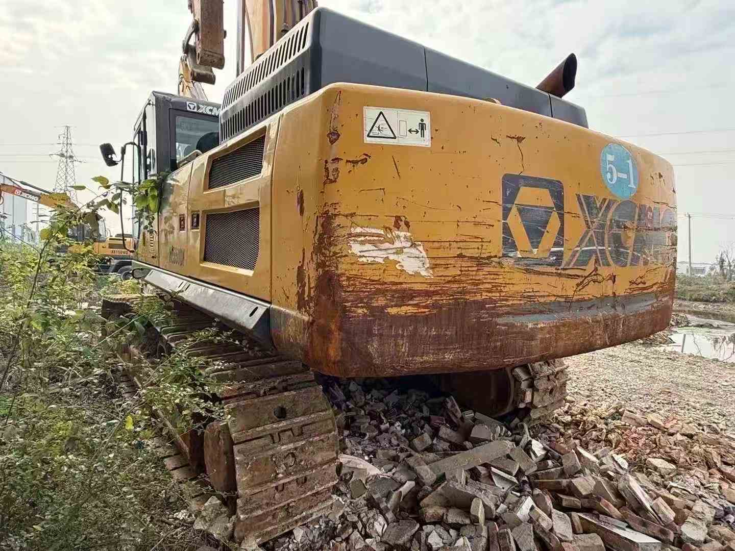 Used XCMG XE550DK Excavator 2021 Model / 8