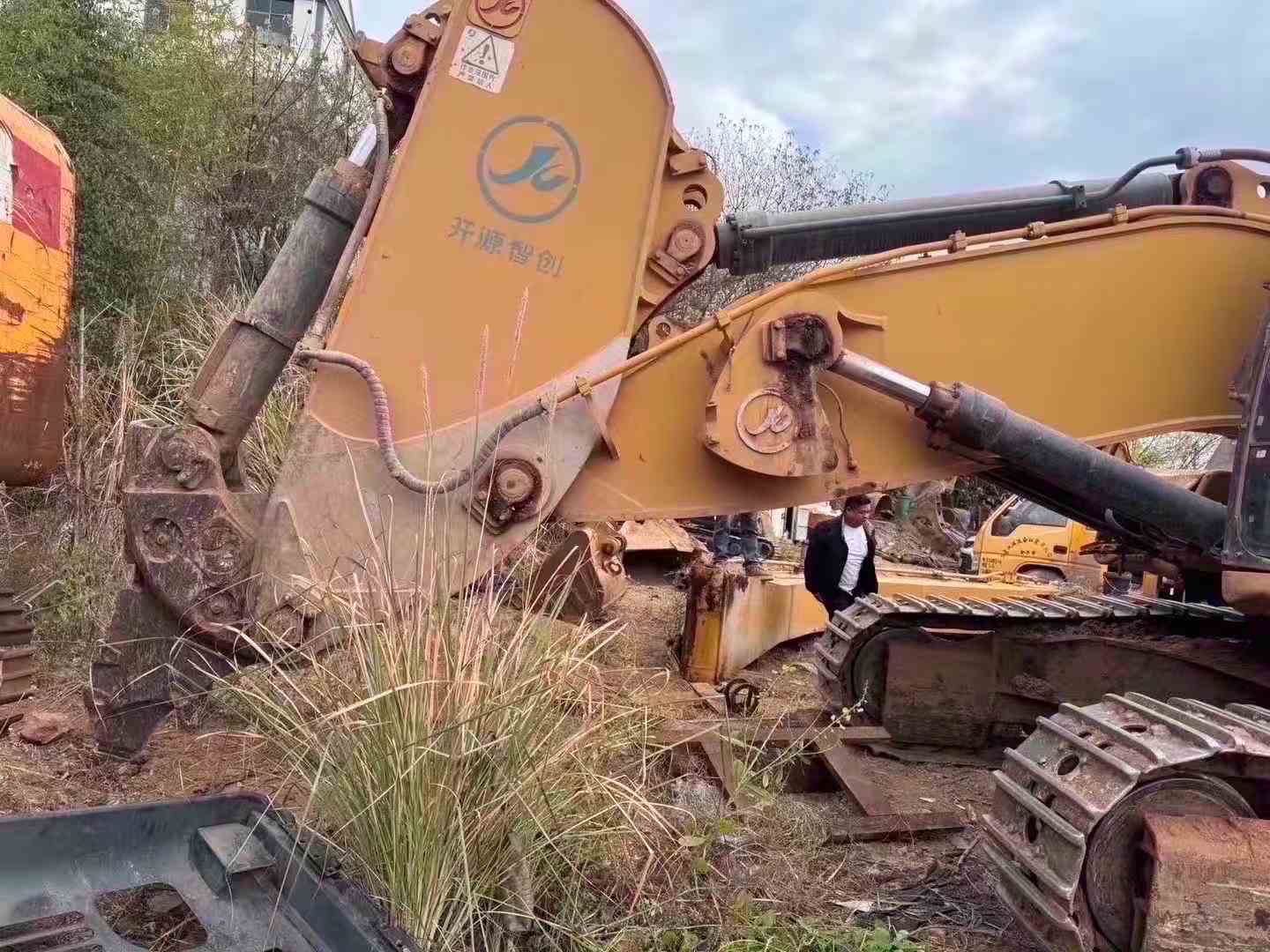 Buy Caterpillar CT85 Used Excavator