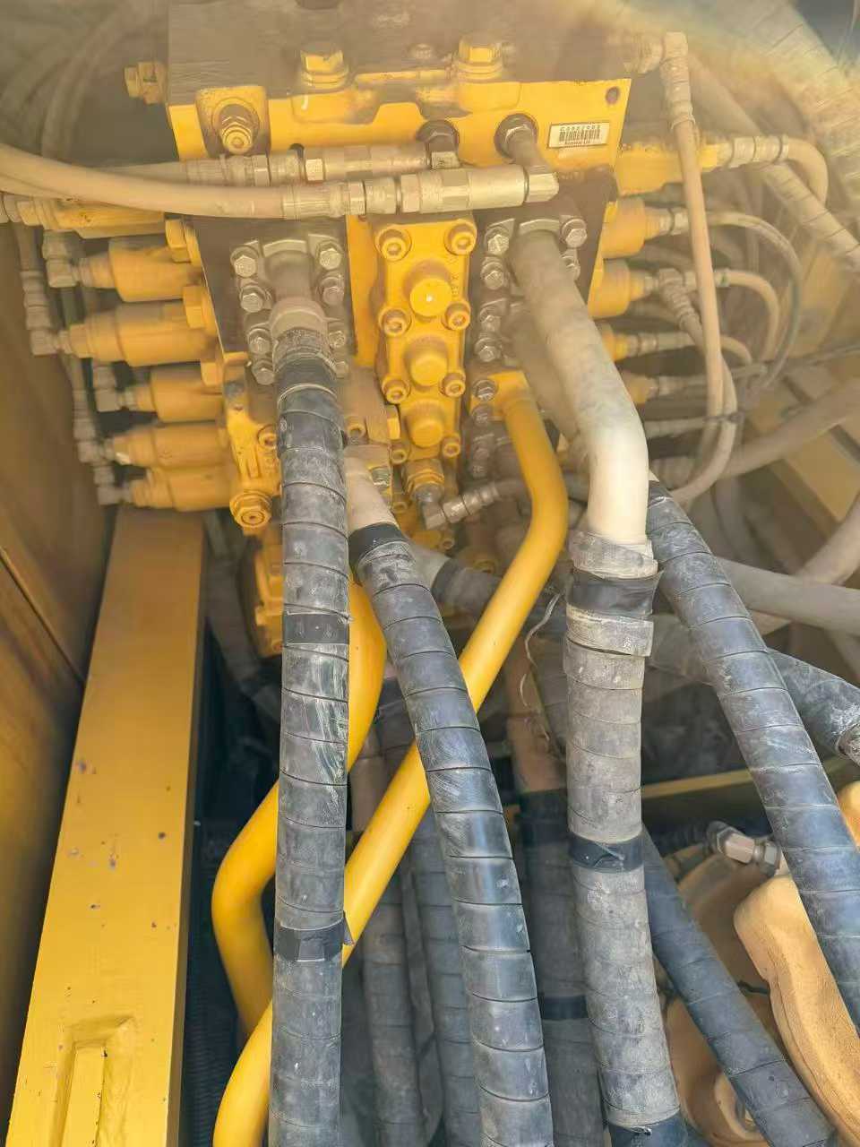 Used Komatsu PC200 Excavator 2019 Model / 5