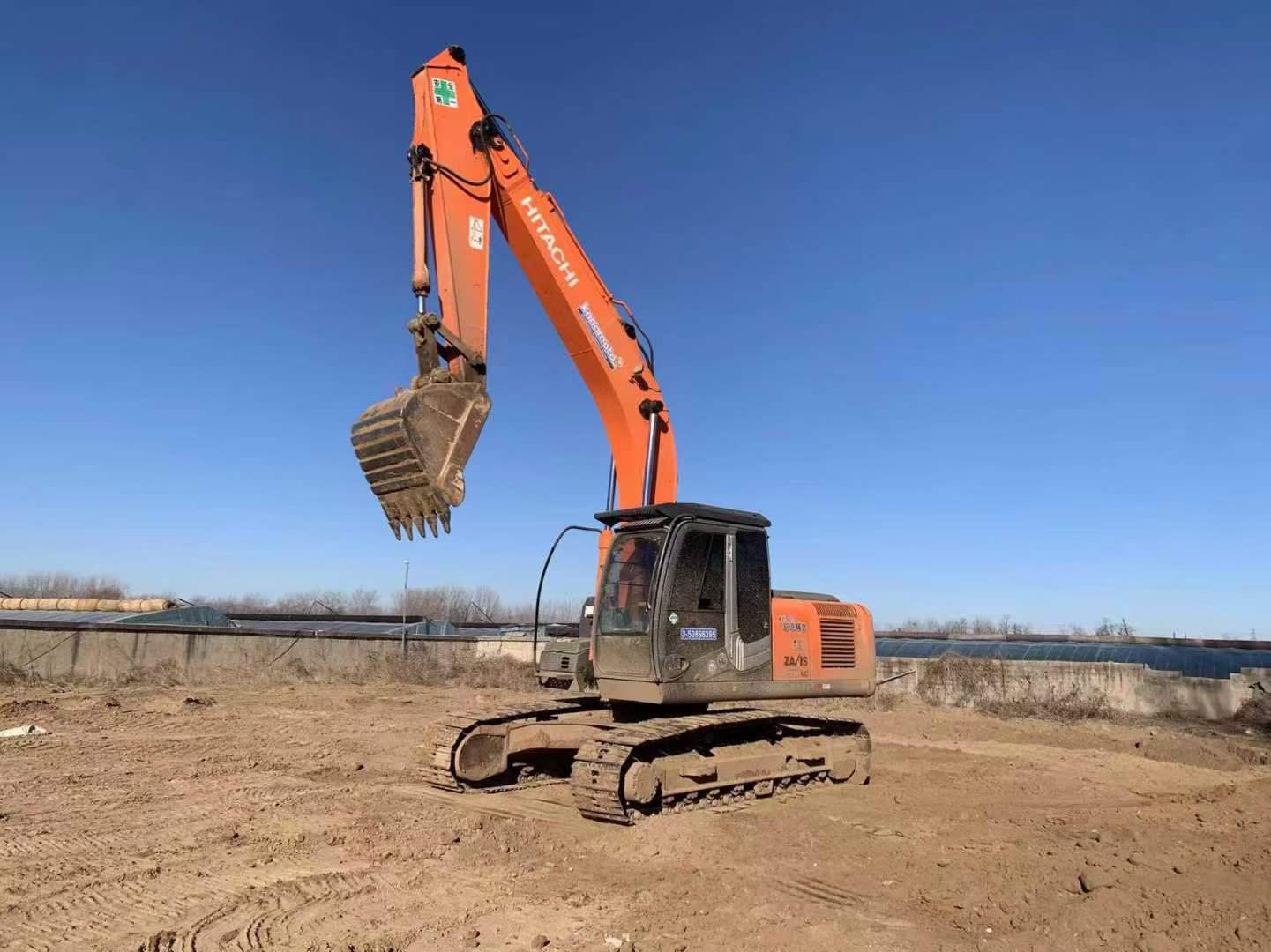 Buy Hitachi ZX200-3 Used Excavator