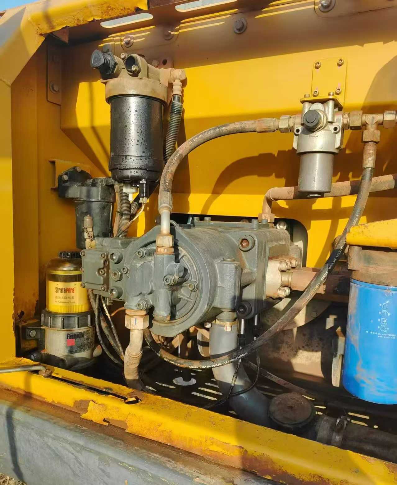 Used XCMG XE215 Excavator 2018 Model / 7